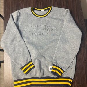 Fanatics Gray and Yellow Milwaukee Brewers Crewneck Sweater